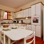 Angela Place דירה